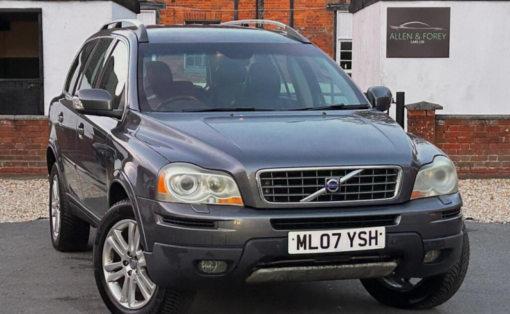 Volvo XC90 2.4 D5 SE Lux Geartronic AWD 5dr